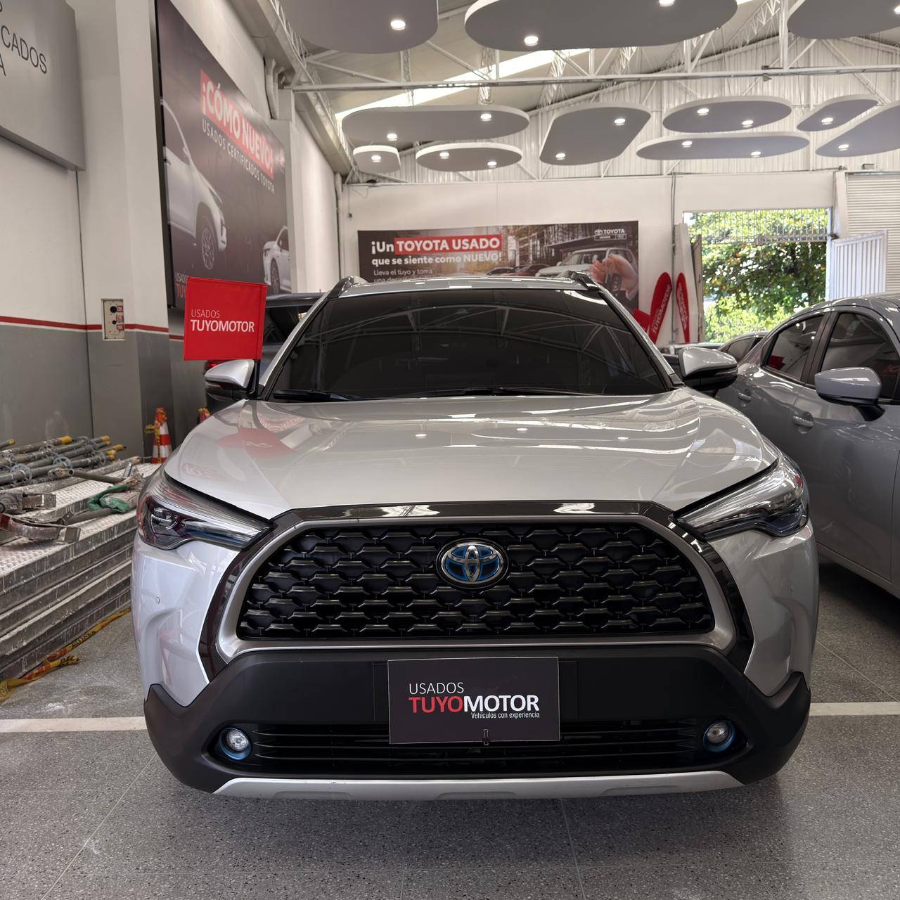 COROLLA CROSS SEG HV 2022 PLATA