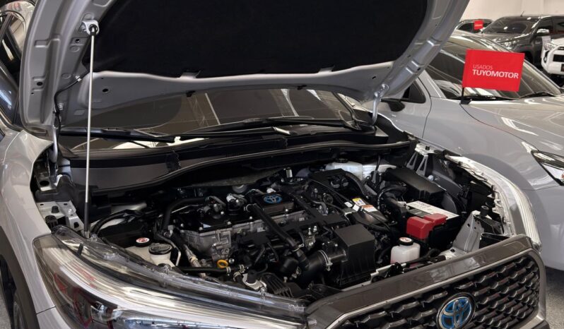 
								COROLLA CROSS SEG HV 2022 PLATA full									