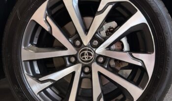 
										COROLLA CROSS SEG HV 2022 PLATA full									