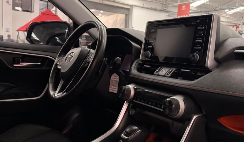 
								RAV4 2.5 4×4 X-ROAD 2022 full									
