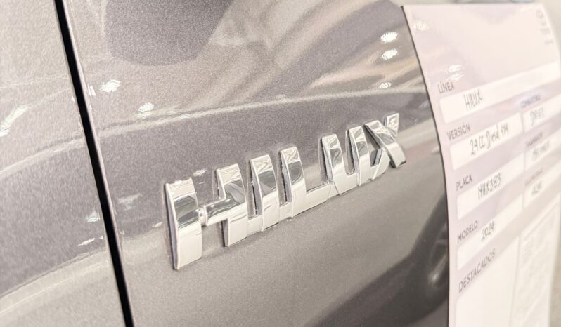 
								HILUX 2,4 4X4 DIESEL MT 2024 full									