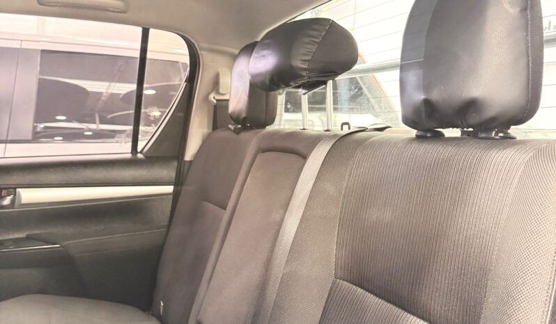 
								HILUX 2,4 4X4 DIESEL MT 2024 full									