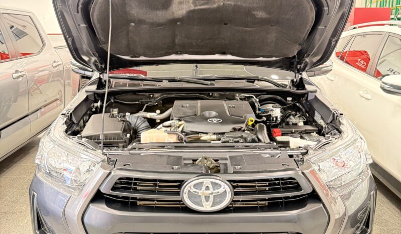 
								HILUX 2,4 4X4 DIESEL MT 2024 full									
