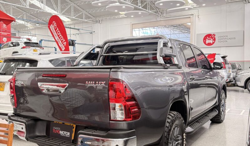 
								HILUX 2,4 4X4 DIESEL MT 2024 full									