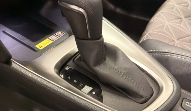 
								YARIS CROSS XLS HV 2025 full									