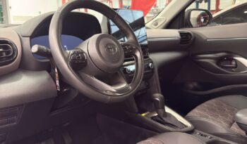 
										YARIS CROSS XLS HV 2025 full									