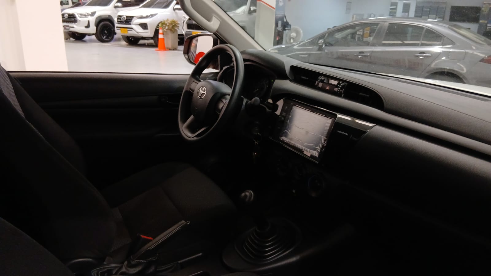 TOYOTA HILUX 2.7 GASOLINA 2022