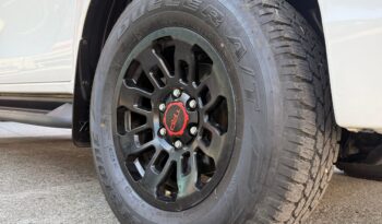 
										HILUX SRV 2,4 DIESEL 4X4 AT 2021 full									