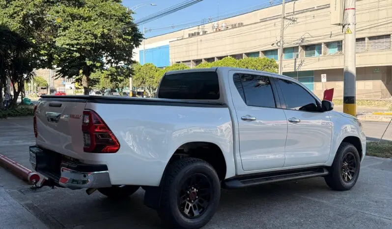 
								HILUX SRV 2,4 DIESEL 4X4 AT 2021 full									