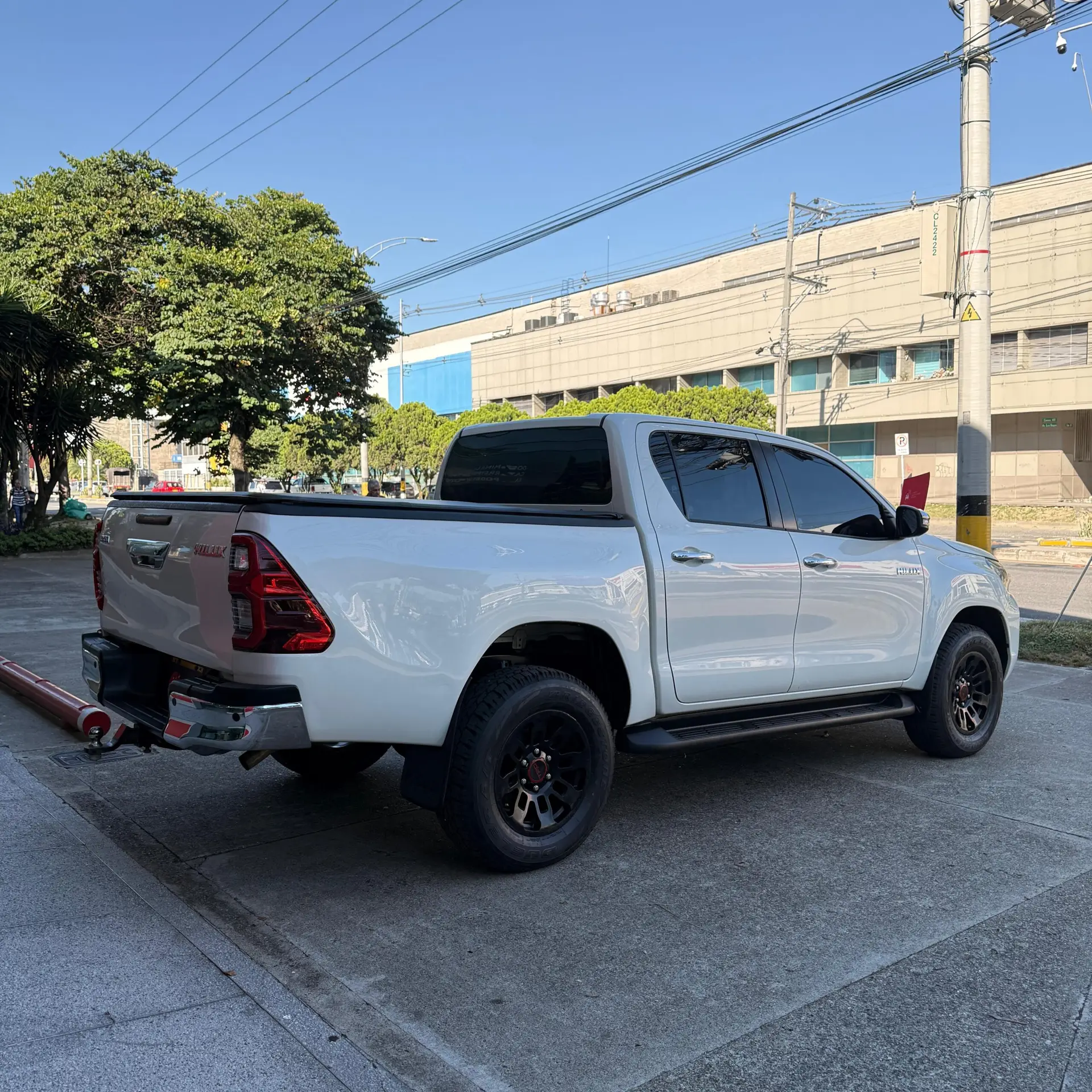 HILUX SRV 2,4 DIESEL 4X4 AT 2021