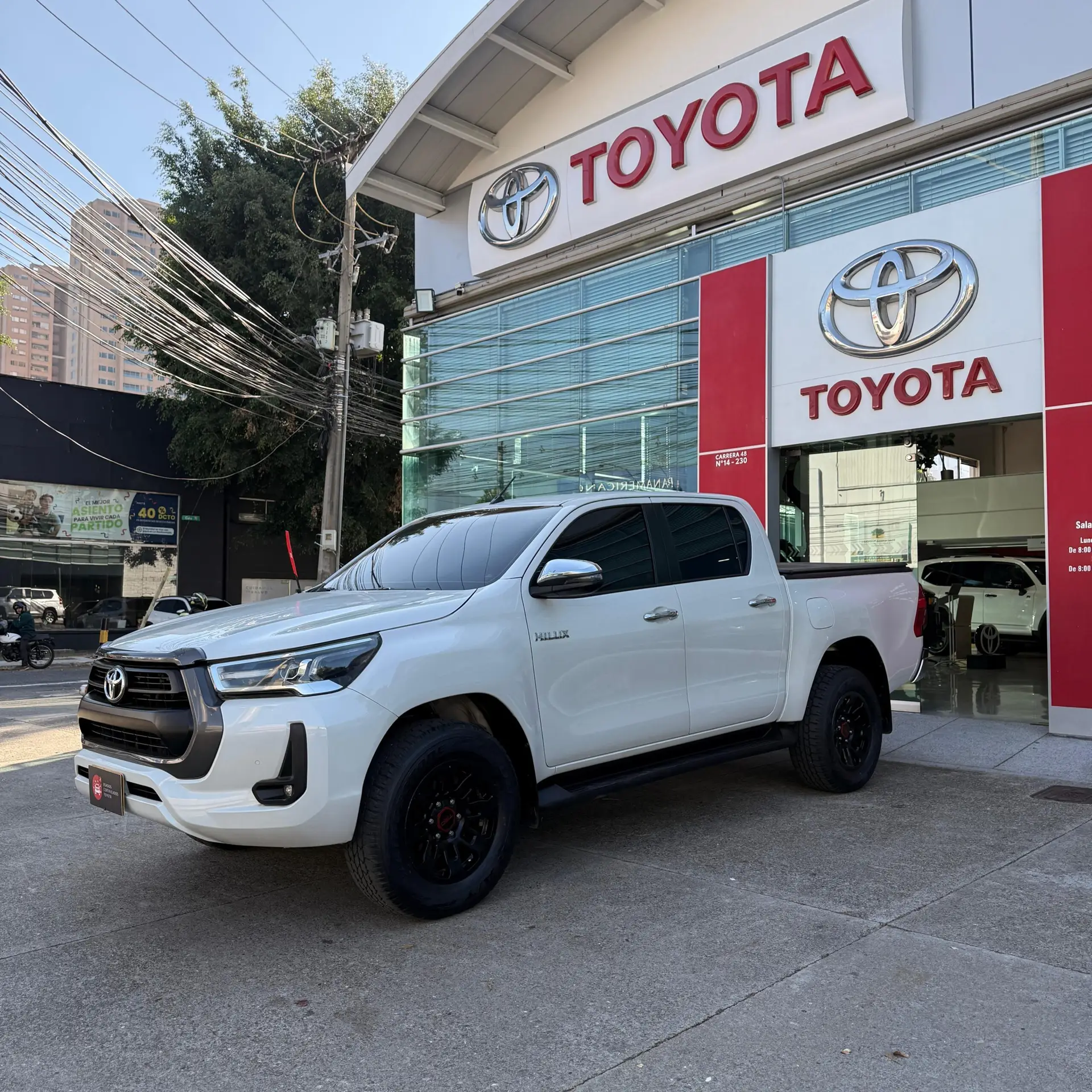 HILUX SRV 2,4 DIESEL 4X4 AT 2021