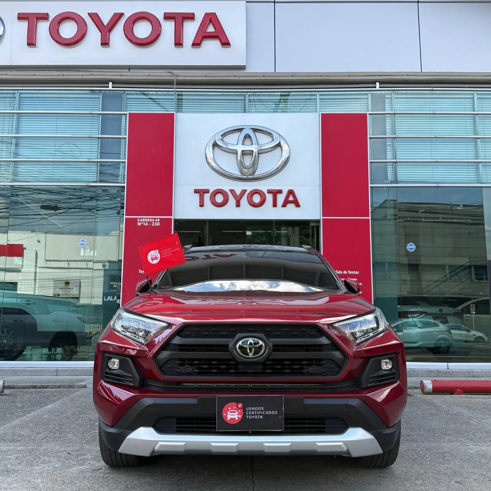 RAV4 2.5 4X4 X-ROAD 2022 ROJO MICA