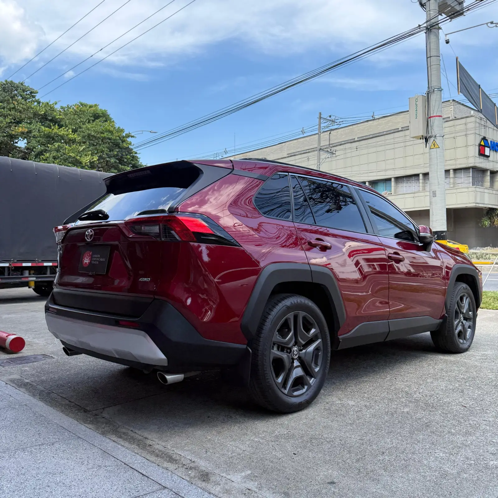 RAV4 2.5 4X4 X-ROAD 2022 ROJO MICA