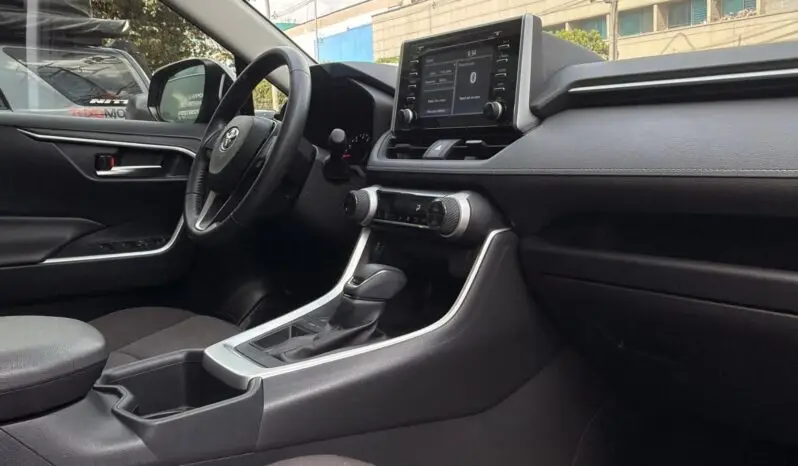 
								TOYOTA RAV4 2.0 4X2 XLE GASOLINA 2022 full									