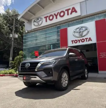 FORTUNER 2.4 SRV 2022