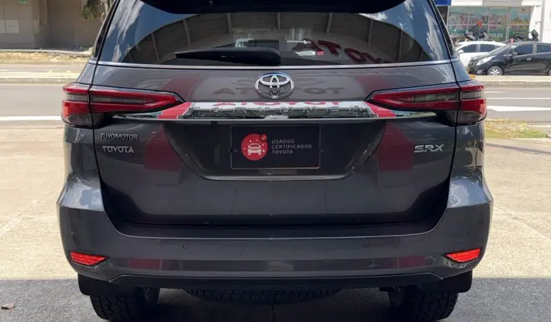 
								FORTUNER 2.4 DIESEL SRV 2022 full									
