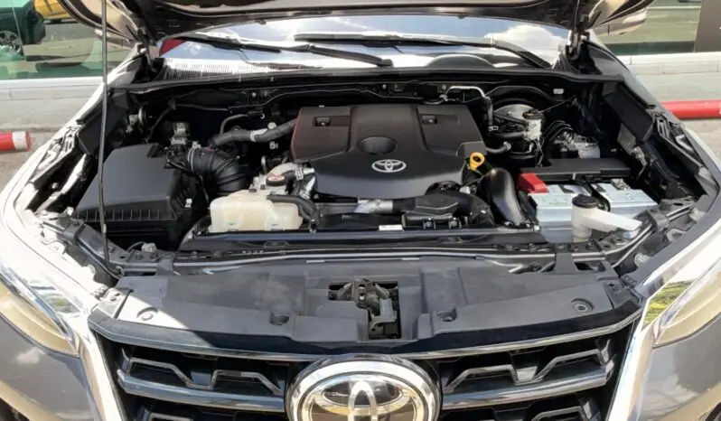
								FORTUNER 2.4 DIESEL SRV 2022 full									