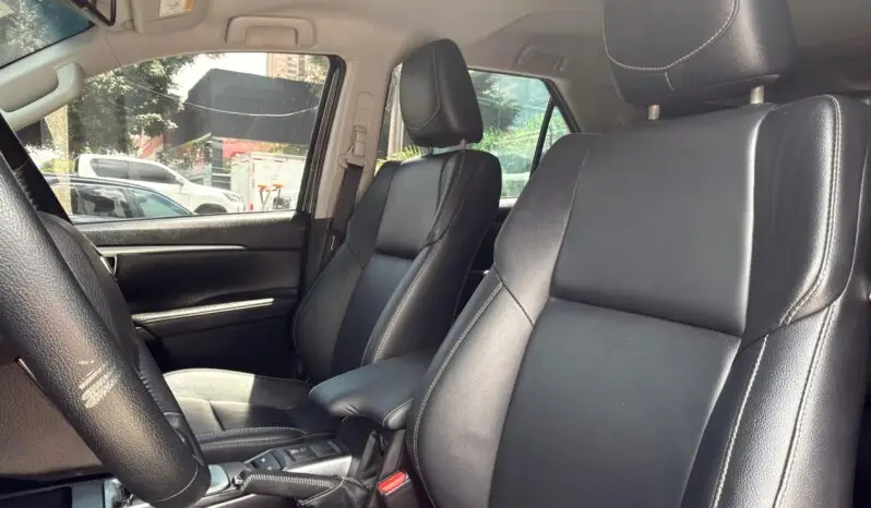 
								FORTUNER 2.4 DIESEL SRV 2022 full									