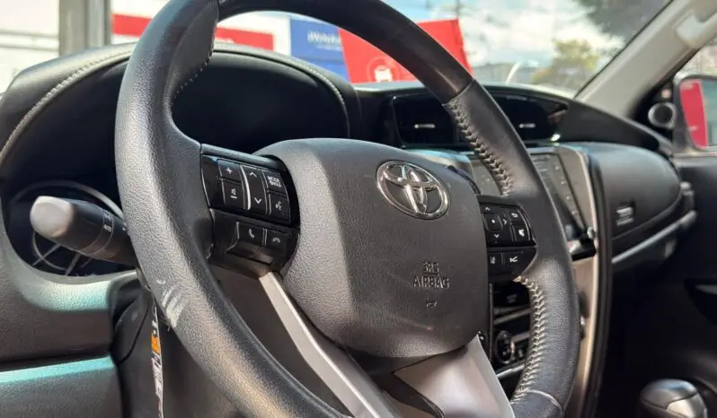 
								FORTUNER 2.4 DIESEL SRV 2022 full									