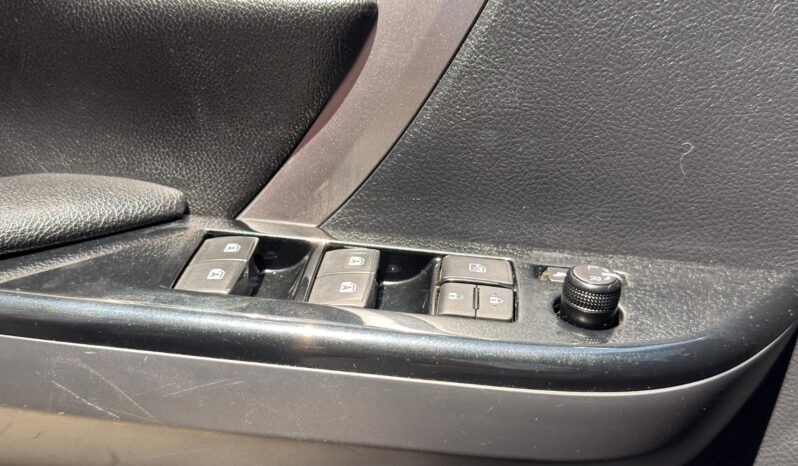 
								FORTUNER 2.4 DIESEL SRV 2022 full									