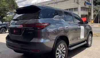 
										FORTUNER 2.4 DIESEL SRV 2022 full									