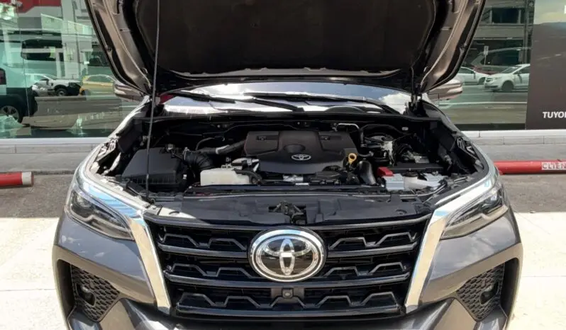 
								FORTUNER 2.4 DIESEL SRV 2022 full									
