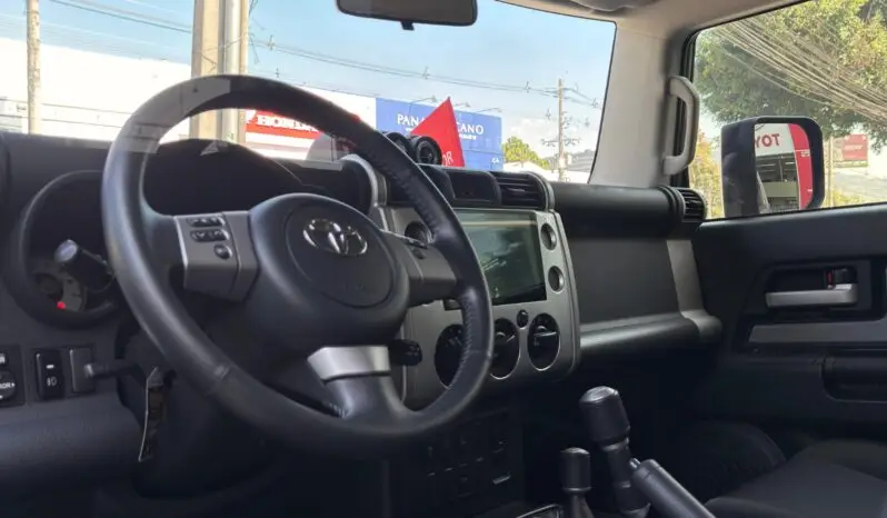 
								FJ CRUISER 2022 4X4 GASOLINA AT full									