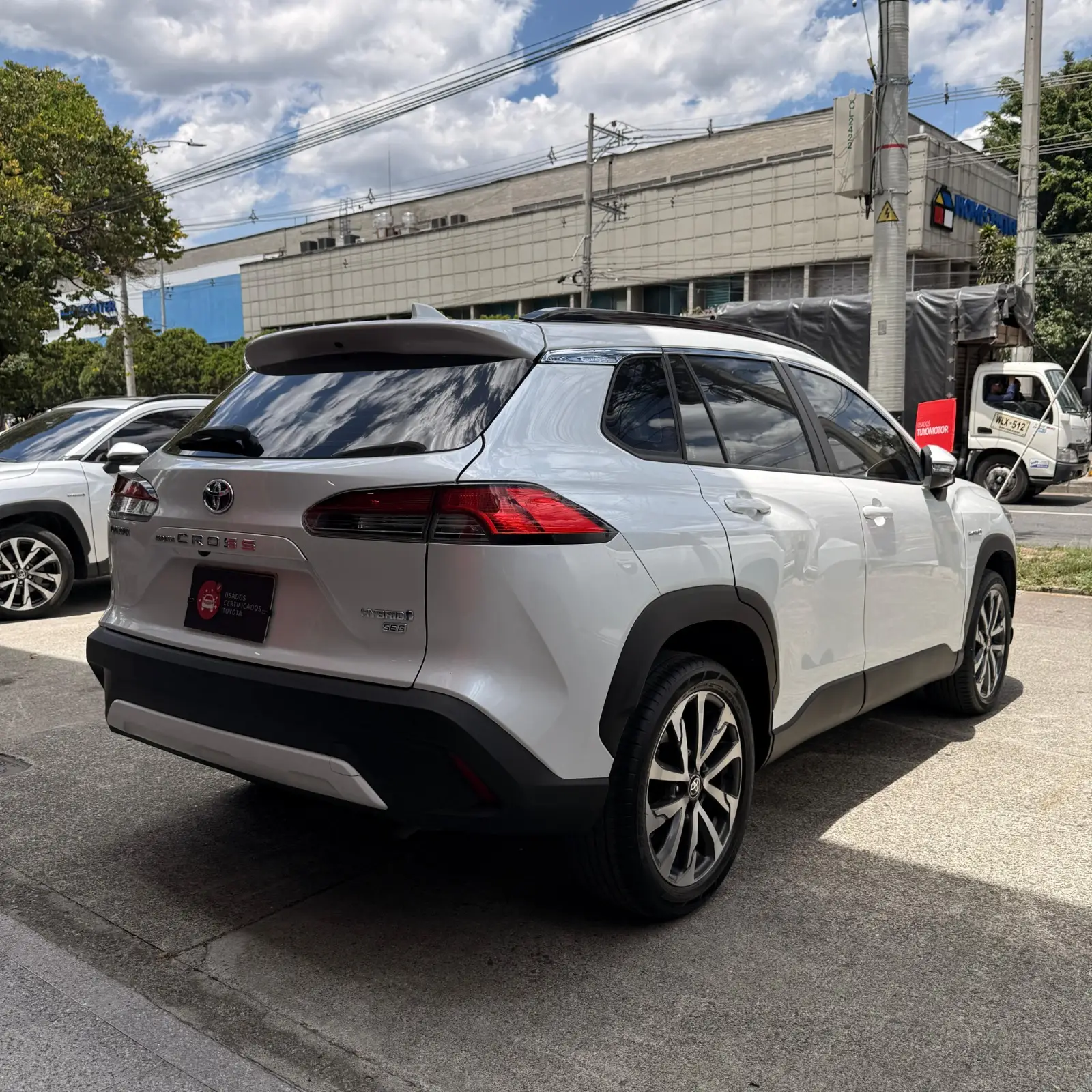 COROLLA CROSS SEG HIBRIDO 2024