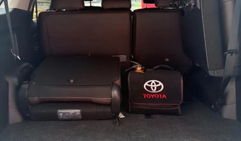 
								TOYOTA FORTUNER 2.7 GASOLINA SRV 2019 full									