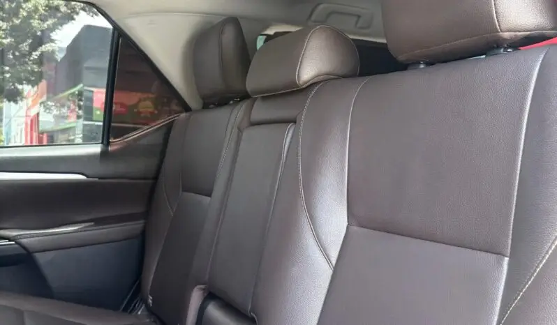 
								TOYOTA FORTUNER 2.7 GASOLINA SRV 2019 full									