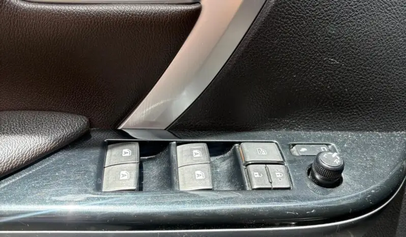 
								TOYOTA FORTUNER 2.7 GASOLINA SRV 2019 full									