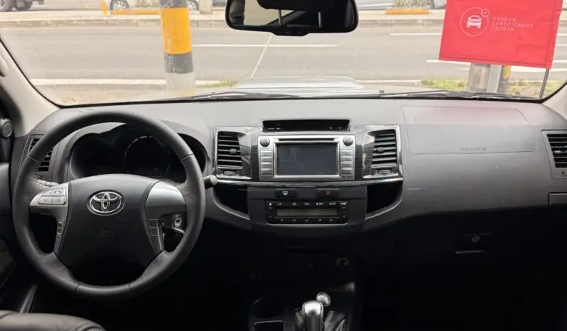 
								TOYOTA FORTUNER 3.0 DIESEL SRV 2015 full									