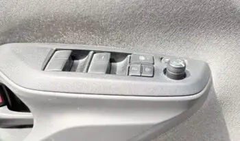 
										YARIS CROSS XS HIBRIDO 2023 full									