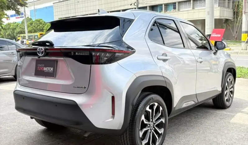 
								YARIS CROSS XS HIBRIDO 2023 full									