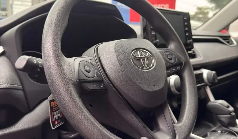 
								TOYOTA RAV4 2.5 4X4 XLE HV 2021 full									