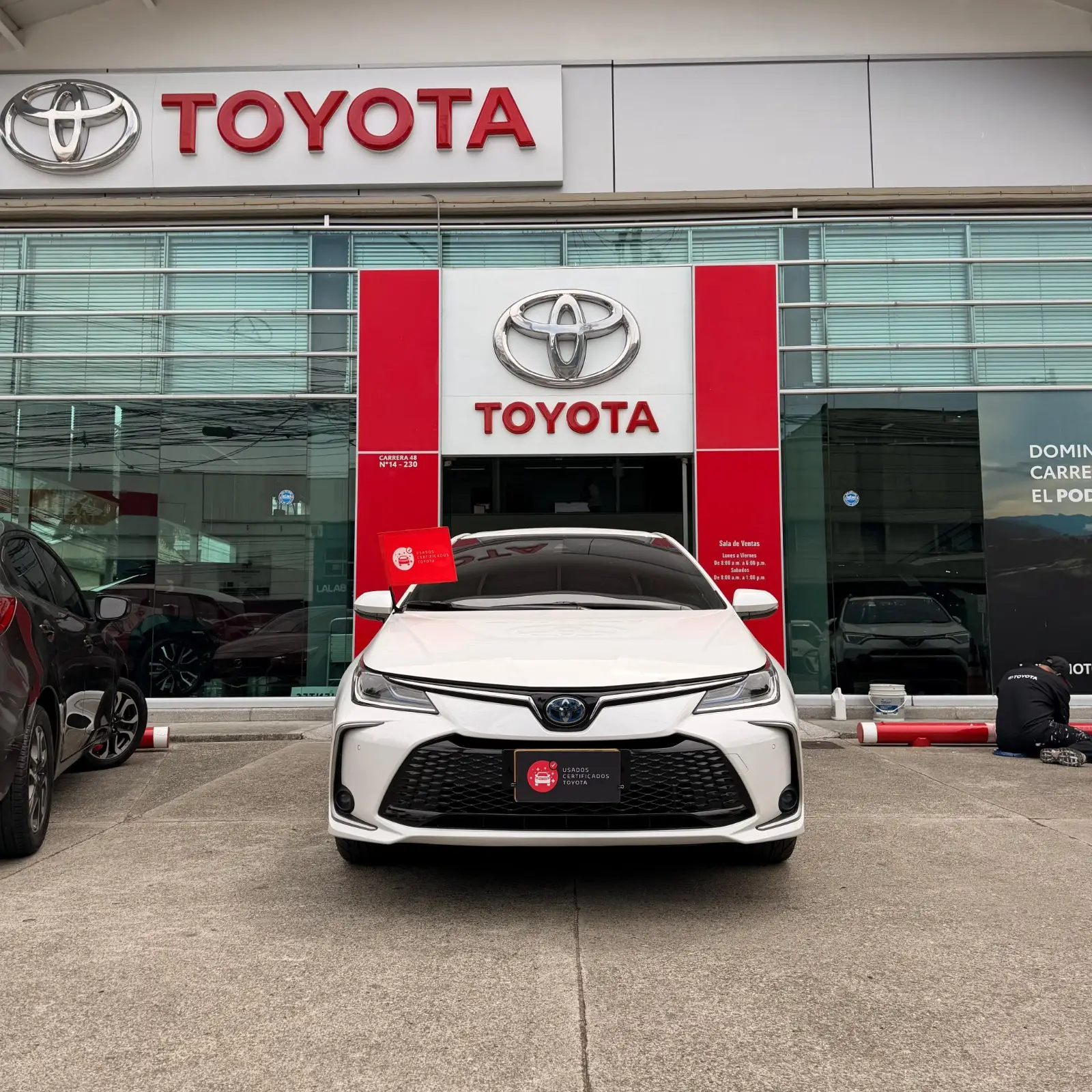 COROLLA SEDAN SEG HV 2025